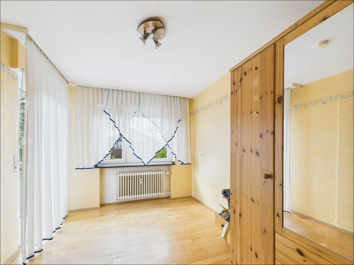 Schlafzimmer EG